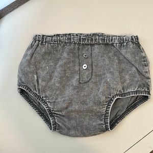 Analogie by Lil Legs bloomer. Grey denim. Size 24 mos. Runs like a 12-18mos